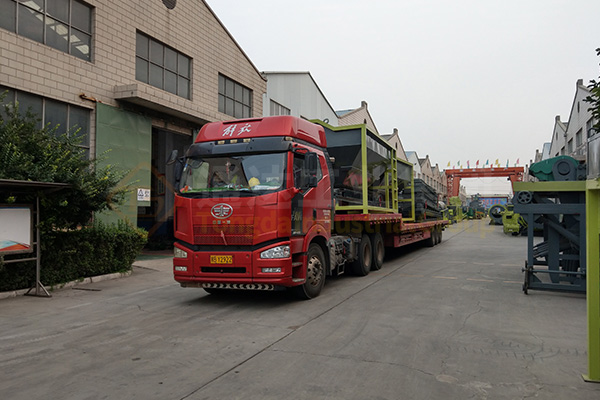 日產(chǎn)50噸有機(jī)肥生產(chǎn)線設(shè)備多少錢?有哪些配套設(shè)備?