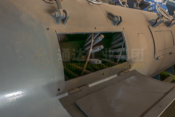 新型有機(jī)肥攪齒造粒機(jī)