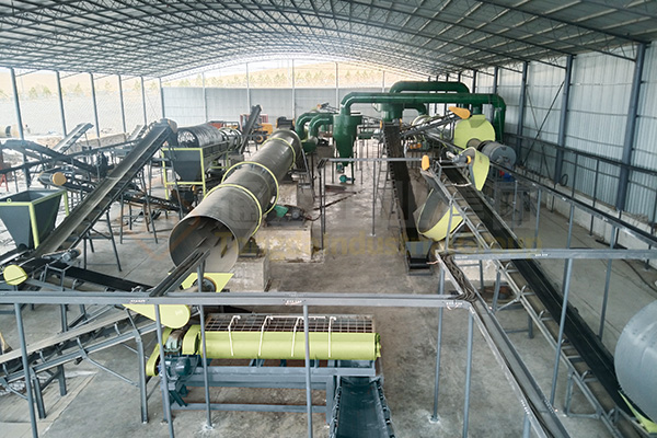 有機(jī)肥攪齒造粒機(jī)