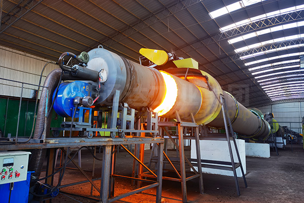 雞糞有機(jī)肥顆?;剞D(zhuǎn)式包膜包衣機(jī)