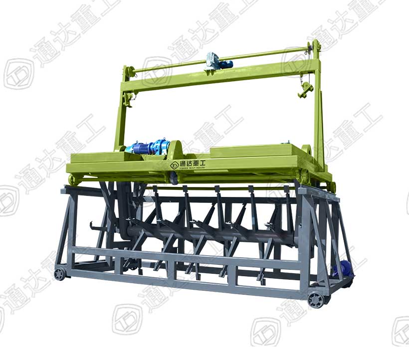 有機肥生產(chǎn)線發(fā)酵翻拋機